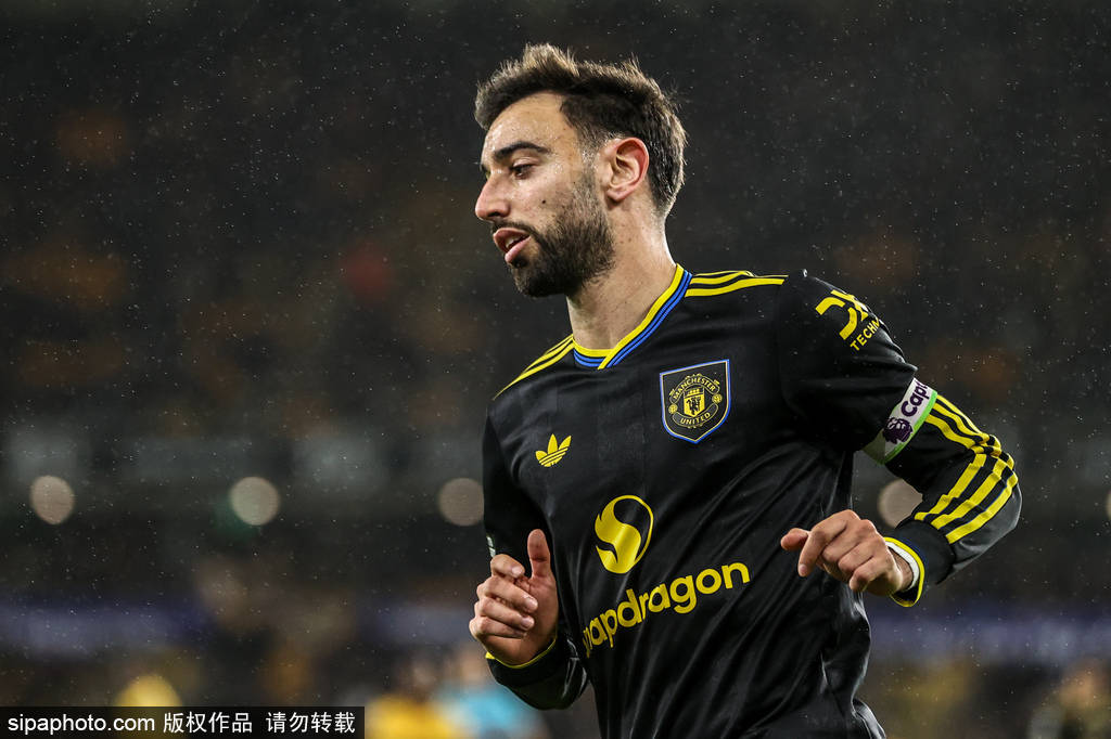 残阵战纽卡！曼联多名主力缺席 “铁人”B费回归日期待定